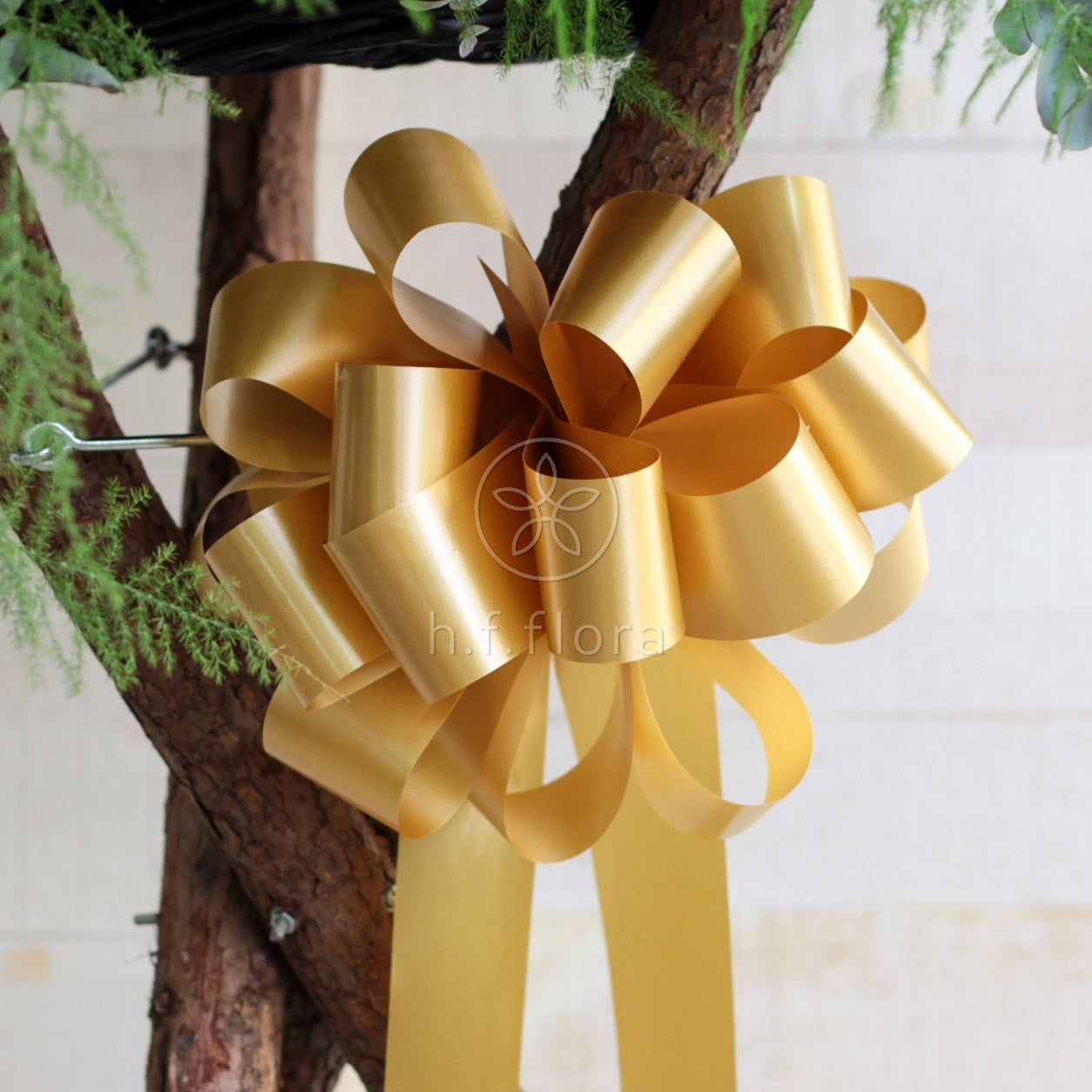 Blissful flower stand ribbon