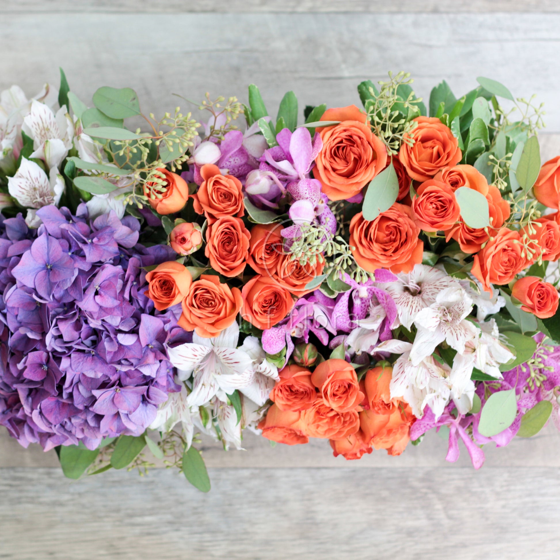 Charming smile flower box details