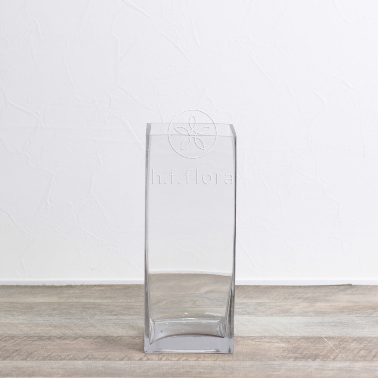 Lightening flower vase