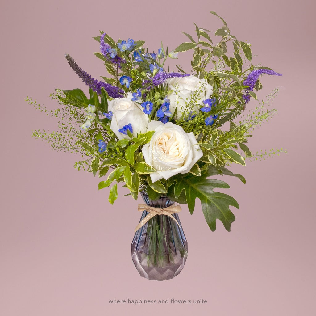 Night breeze celebration flower bouquet