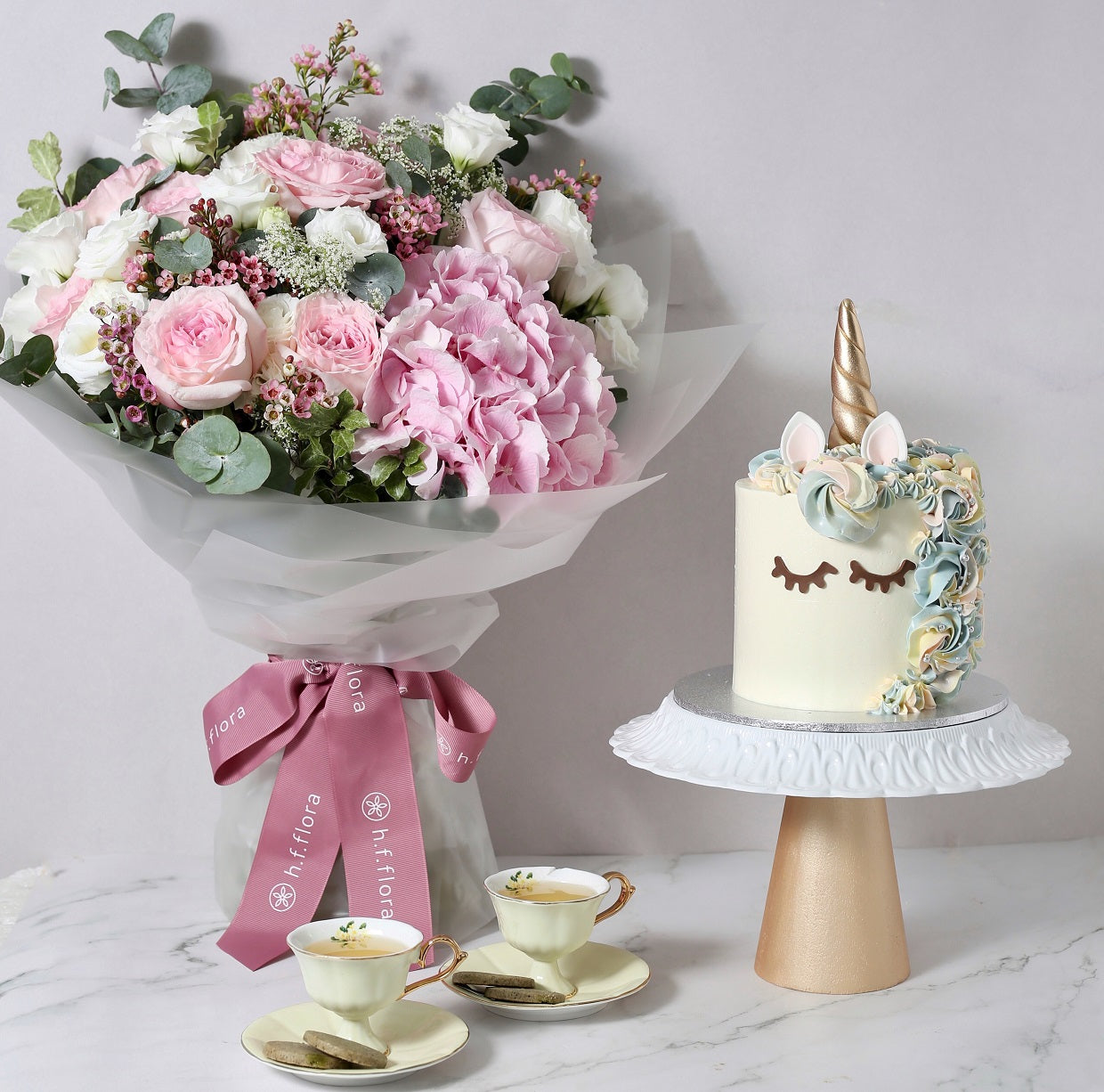 [h.f.flora x Phoenix Sweets] Bouquet & cake combo $2380